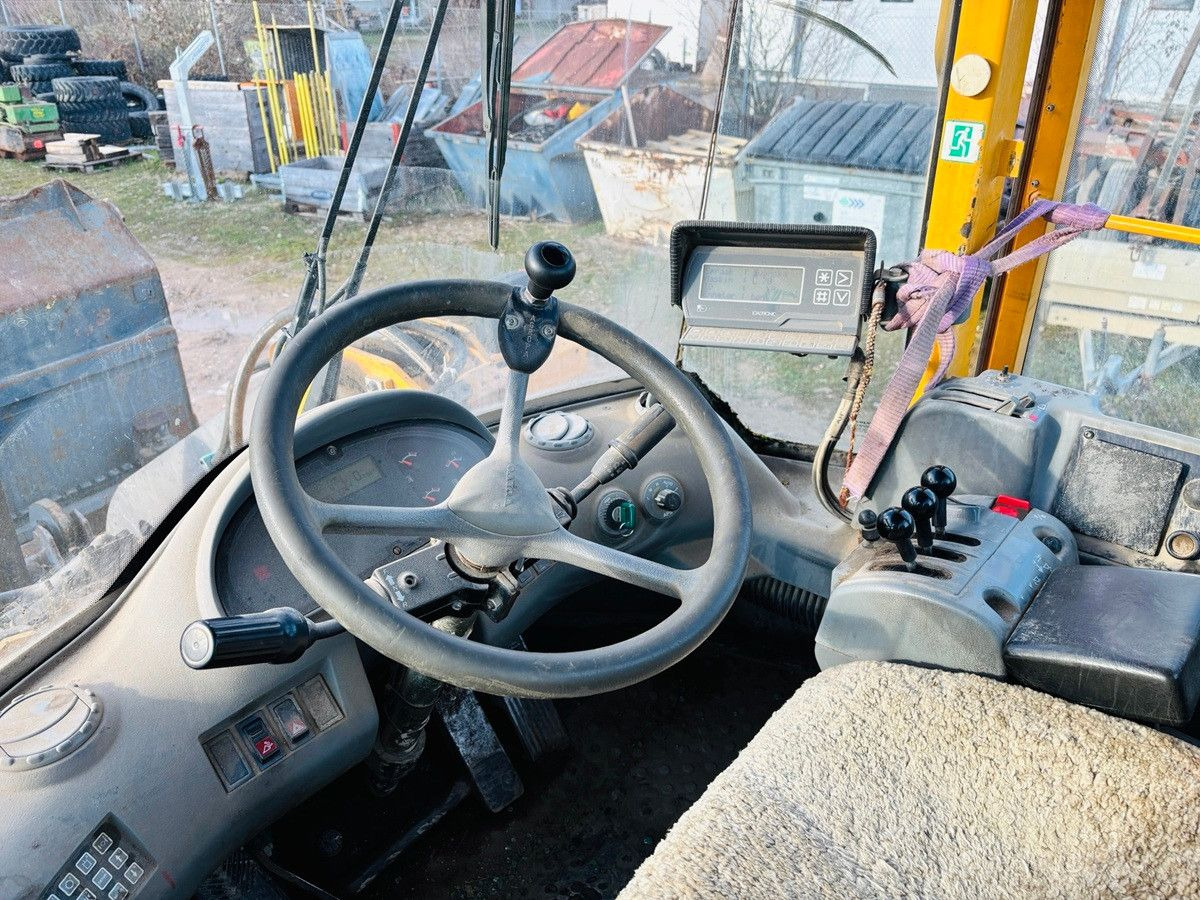 Volvo L60E - Cargadora de ruedas: foto 4 Volvo L60E - Cargadora de ruedas: foto 4