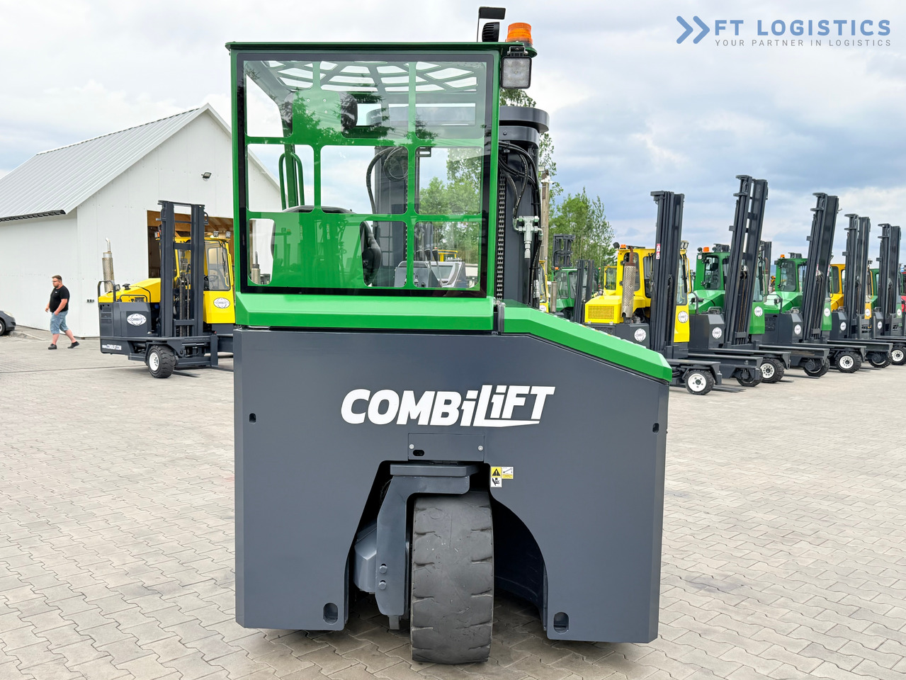 Carretilla de 4 vías nuevo COMBILIFT Combilift CBE4000 / TRIPLEX 5200MM / ELECTRIC / FREE LIFT / FORK POSITIONER / SIDESHIFT / LIKE NEW: foto 7