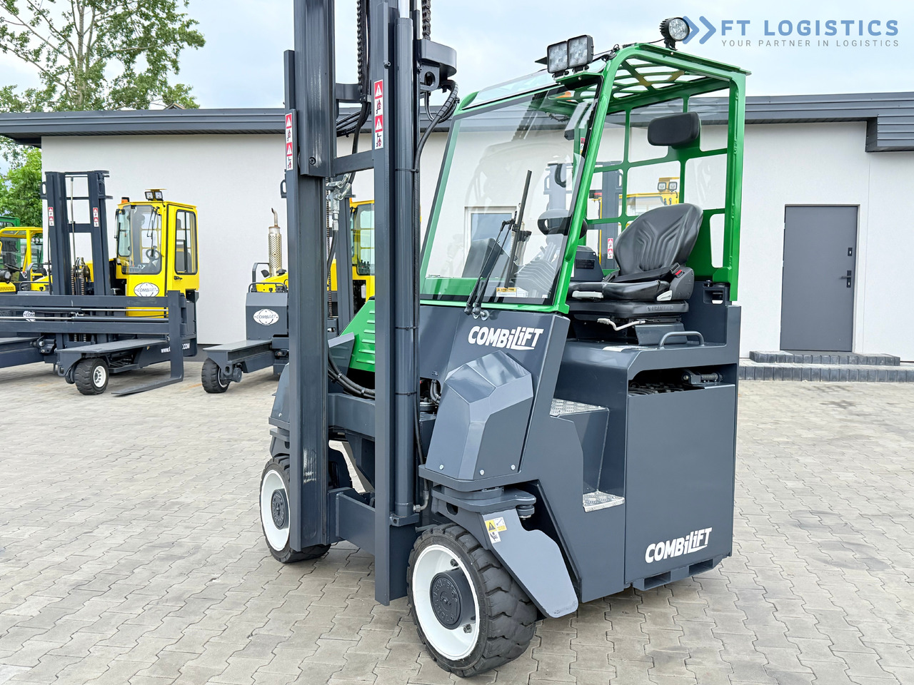 Carretilla de 4 vías nuevo COMBILIFT Combilift CBE4000 / TRIPLEX 5200MM / ELECTRIC / FREE LIFT / FORK POSITIONER / SIDESHIFT / LIKE NEW: foto 30