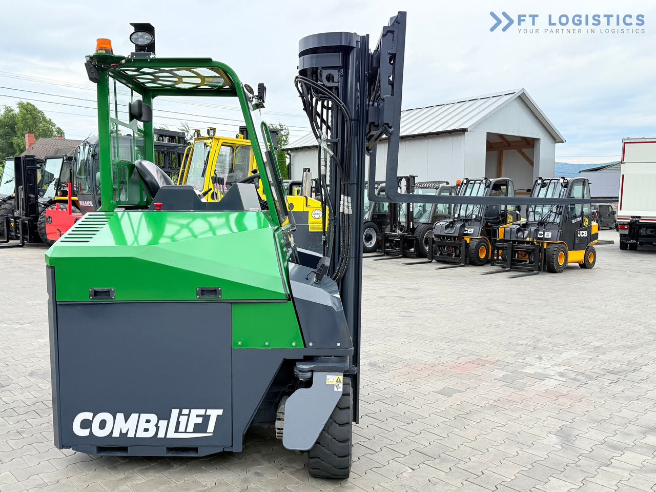 Carretilla de 4 vías nuevo COMBILIFT Combilift CBE4000 / TRIPLEX 5200MM / ELECTRIC / FREE LIFT / FORK POSITIONER / SIDESHIFT / LIKE NEW: foto 24