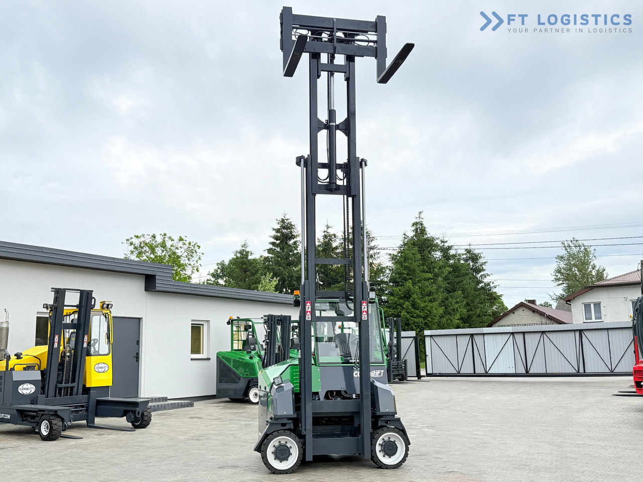 Carretilla de 4 vías nuevo COMBILIFT Combilift CBE4000 / TRIPLEX 5200MM / ELECTRIC / FREE LIFT / FORK POSITIONER / SIDESHIFT / LIKE NEW: foto 31