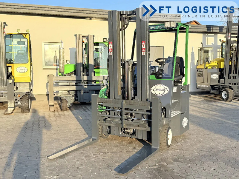 Combilift C2500CB | DIESEL | TRIPLEX 5500MM | FORK POSITIONER | SIDE SHIFT | FREE LIFT | PERFECT CONDITION | A wide range of four-way and - Carretilla de 4 vías: foto 2 Combilift C2500CB | DIESEL | TRIPLEX 5500MM | FORK POSITIONER | SIDE SHIFT | FREE LIFT | PERFECT CONDITION | A wide range of four-way and - Carretilla de 4 vías: foto 2