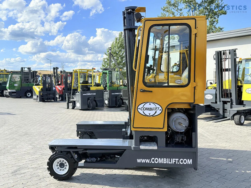 Combilift C4000 / GAS / DUPLEX – 4100MM / SIDESHIFT / FREE LIFT / FULL HEATED CABIN / ONLY 4223 HOURS / CONDITION – LIKE NEW! C4000 / GAS - Carretilla de 4 vías: foto 4 Combilift C4000 / GAS / DUPLEX – 4100MM / SIDESHIFT / FREE LIFT / FULL HEATED CABIN / ONLY 4223 HOURS / CONDITION – LIKE NEW! C4000 / GAS - Carretilla de 4 vías: foto 4