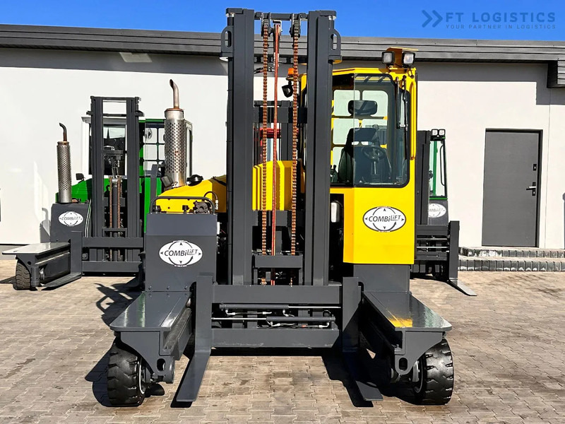 Combilift C4000 / LPG / DUPLEX / 4100MM / SCALE / SIDE SHIFT / LIKE NEW C4000 / LPG / DUPLEX / 4100MM / SCALE / SIDE SHIFT / LIKE NEW - Carretilla de 4 vías: foto 5 Combilift C4000 / LPG / DUPLEX / 4100MM / SCALE / SIDE SHIFT / LIKE NEW C4000 / LPG / DUPLEX / 4100MM / SCALE / SIDE SHIFT / LIKE NEW - Carretilla de 4 vías: foto 5