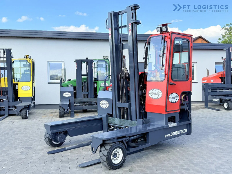 Combilift C4500 / GAS / DUPLEX - 4500MM / POSITIONER / FREE LIFT / FULL CABIN / ONLY 6178H / CONDITION - LIKE NEW! C4500 / GAS / DUPLEX - - Carretilla de 4 vías: foto 1 Combilift C4500 / GAS / DUPLEX - 4500MM / POSITIONER / FREE LIFT / FULL CABIN / ONLY 6178H / CONDITION - LIKE NEW! C4500 / GAS / DUPLEX - - Carretilla de 4 vías: foto 1