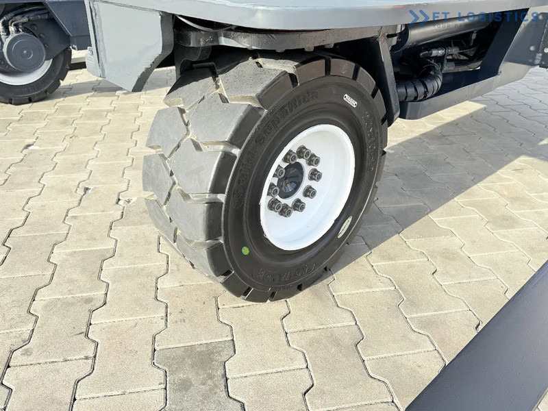 Combilift C5000XL / DIESEL / DUPLEX - 4000MM / WIDE FORK POSITIONER 3350MM / FULL HEATED CABIN / ONLY 6453H / CONDITION - LIKE NEW! C5000X - Carretilla de 4 vías: foto 5 Combilift C5000XL / DIESEL / DUPLEX - 4000MM / WIDE FORK POSITIONER 3350MM / FULL HEATED CABIN / ONLY 6453H / CONDITION - LIKE NEW! C5000X - Carretilla de 4 vías: foto 5