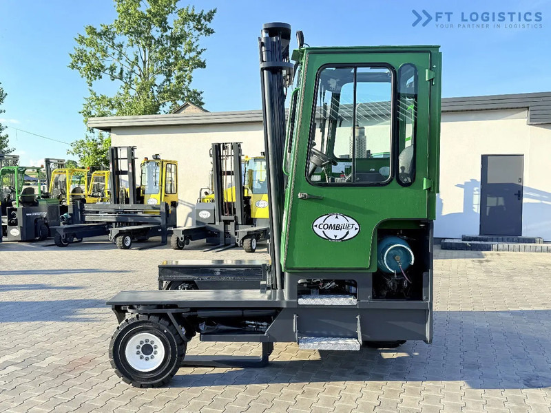 Combilift C5000XL / GAS / DUPLEX 4000 / POSITIONER / FULL CABIN / LIKE NEW C5000XL / GAS / DUPLEX 4000 / POSITIONER / FULL CABIN / LIKE NE - Carretilla de 4 vías: foto 3 Combilift C5000XL / GAS / DUPLEX 4000 / POSITIONER / FULL CABIN / LIKE NEW C5000XL / GAS / DUPLEX 4000 / POSITIONER / FULL CABIN / LIKE NE - Carretilla de 4 vías: foto 3