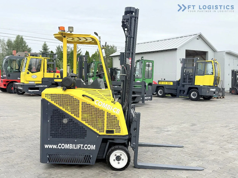 Combilift CB2500 / DUPLEX / 4100MM / DIESEL / FREE LIFT / FORK POSITIONER / SIDE SHIFT / LIKE NEW / Wide range of four-way and side loader - Carretilla de 4 vías: foto 5 Combilift CB2500 / DUPLEX / 4100MM / DIESEL / FREE LIFT / FORK POSITIONER / SIDE SHIFT / LIKE NEW / Wide range of four-way and side loader - Carretilla de 4 vías: foto 5