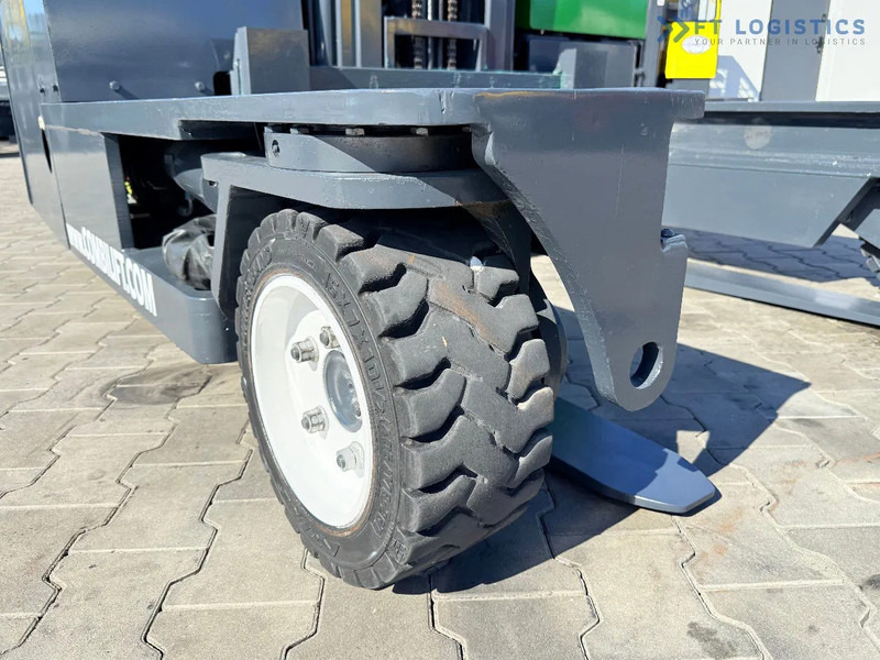 Combilift COMBILIFT C3000 – DUPLEX 4100mm – Year 2013 – 4041 hours – DIESEL – FREE LIFT – FORK POSITIONER – SIDE SHIFT – 1150mm FORKS – CO - Carretilla de 4 vías: foto 3 Combilift COMBILIFT C3000 – DUPLEX 4100mm – Year 2013 – 4041 hours – DIESEL – FREE LIFT – FORK POSITIONER – SIDE SHIFT – 1150mm FORKS – CO - Carretilla de 4 vías: foto 3