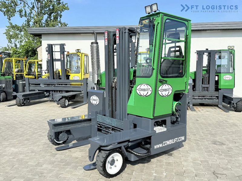Combilift Combilift C2500 / GAS / TRIPLEX 4900MM / FREE LIFT / ONLY 2446 HOURS / FORK POSITIONER / FULL CABIN / PERFECT CONDITION / Wide r - Carretilla de 4 vías: foto 2 Combilift Combilift C2500 / GAS / TRIPLEX 4900MM / FREE LIFT / ONLY 2446 HOURS / FORK POSITIONER / FULL CABIN / PERFECT CONDITION / Wide r - Carretilla de 4 vías: foto 2