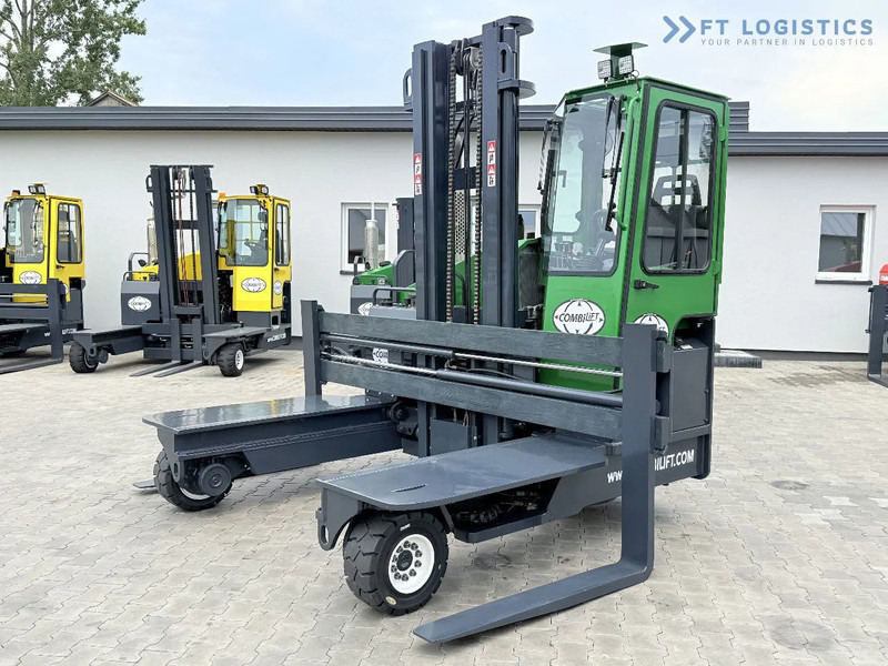 Combilift Combilift C4500 / DIESEL / DUPLEX 4000MM / WIDE FORK POSITIONER / HEATING / FULL CABIN / PERFECT CONDITION / Wide range of four- - Carretilla de 4 vías: foto 2 Combilift Combilift C4500 / DIESEL / DUPLEX 4000MM / WIDE FORK POSITIONER / HEATING / FULL CABIN / PERFECT CONDITION / Wide range of four- - Carretilla de 4 vías: foto 2