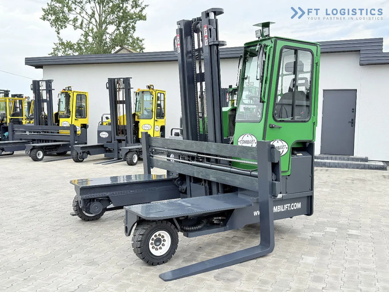 Combilift Combilift C4500 / DIESEL / DUPLEX 4000MM / WIDE FORK POSITIONER / HEATING / FULL CABIN / PERFECT CONDITION / Wide range of four- - Carretilla de 4 vías: foto 2 Combilift Combilift C4500 / DIESEL / DUPLEX 4000MM / WIDE FORK POSITIONER / HEATING / FULL CABIN / PERFECT CONDITION / Wide range of four- - Carretilla de 4 vías: foto 2