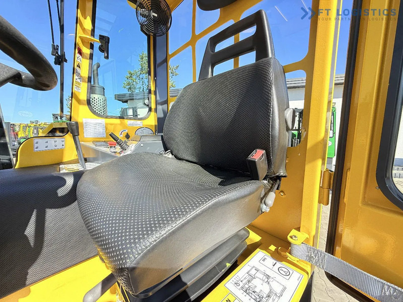 Carretilla de 4 vías Combilift Combilift FOUR-WAY MULTIDIRECTIONAL FORKLIFT C4000 / DIESEL / DUPLEX 4100MM / ONLY 2888 HOURS / FORK POSITIONER / FULL CABIN – H: foto 13 Carretilla de 4 vías Combilift Combilift FOUR-WAY MULTIDIRECTIONAL FORKLIFT C4000 / DIESEL / DUPLEX 4100MM / ONLY 2888 HOURS / FORK POSITIONER / FULL CABIN – H: foto 13