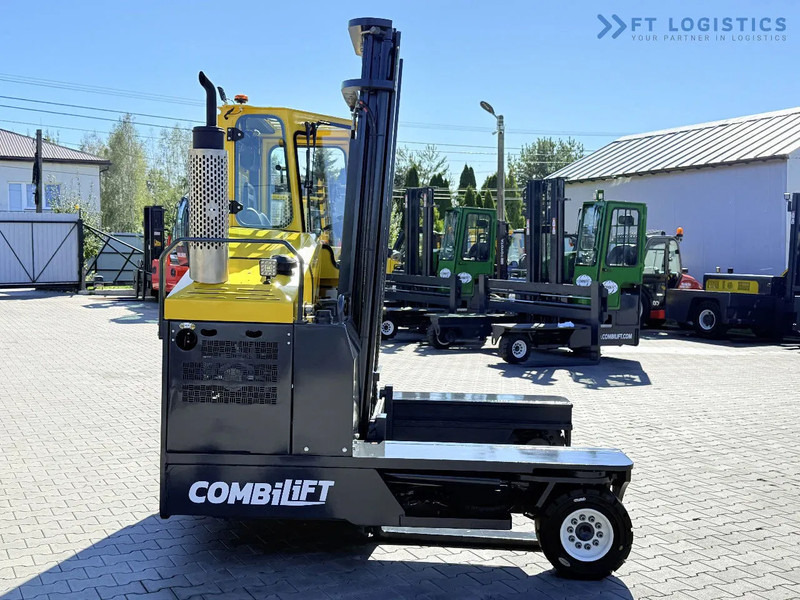 Carretilla de 4 vías Combilift Combilift FOUR-WAY MULTIDIRECTIONAL FORKLIFT C4000 / DIESEL / DUPLEX 4100MM / ONLY 2888 HOURS / FORK POSITIONER / FULL CABIN – H: foto 7 Carretilla de 4 vías Combilift Combilift FOUR-WAY MULTIDIRECTIONAL FORKLIFT C4000 / DIESEL / DUPLEX 4100MM / ONLY 2888 HOURS / FORK POSITIONER / FULL CABIN – H: foto 7
