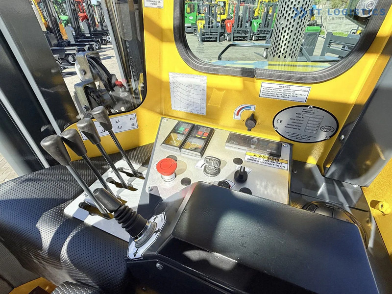 Carretilla de 4 vías Combilift Combilift FOUR-WAY MULTIDIRECTIONAL FORKLIFT C4000 / DIESEL / DUPLEX 4100MM / ONLY 2888 HOURS / FORK POSITIONER / FULL CABIN – H: foto 19 Carretilla de 4 vías Combilift Combilift FOUR-WAY MULTIDIRECTIONAL FORKLIFT C4000 / DIESEL / DUPLEX 4100MM / ONLY 2888 HOURS / FORK POSITIONER / FULL CABIN – H: foto 19