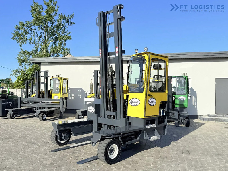 Carretilla de 4 vías Combilift FOUR-WAY MULTIDIRECTIONAL FORKLIFT C5000 / GAS / TRIPLEX 6000MM / ONLY 4263 HOURS / FORK POSITIONER / EXCELLENT CONDITION / Wide: foto 1