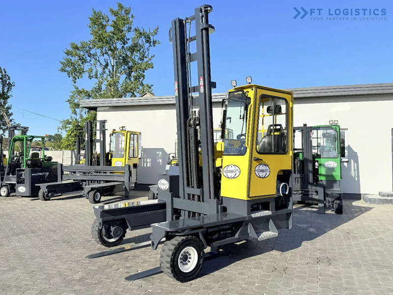 Combilift FOUR-WAY MULTIDIRECTIONAL FORKLIFT C5000 / GAS / TRIPLEX 6000MM / ONLY 4263 HOURS / FORK POSITIONER / EXCELLENT CONDITION / Wide - Carretilla de 4 vías: foto 2 Combilift FOUR-WAY MULTIDIRECTIONAL FORKLIFT C5000 / GAS / TRIPLEX 6000MM / ONLY 4263 HOURS / FORK POSITIONER / EXCELLENT CONDITION / Wide - Carretilla de 4 vías: foto 2