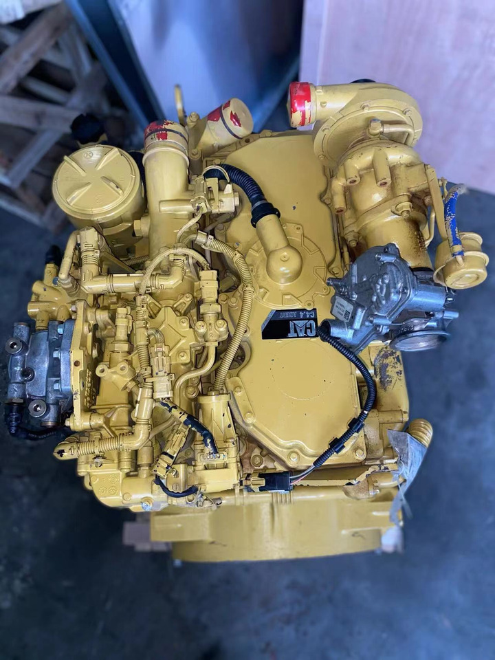CATERPILLAR C4.4 - Motor para Excavadora: foto 4 CATERPILLAR C4.4 - Motor para Excavadora: foto 4