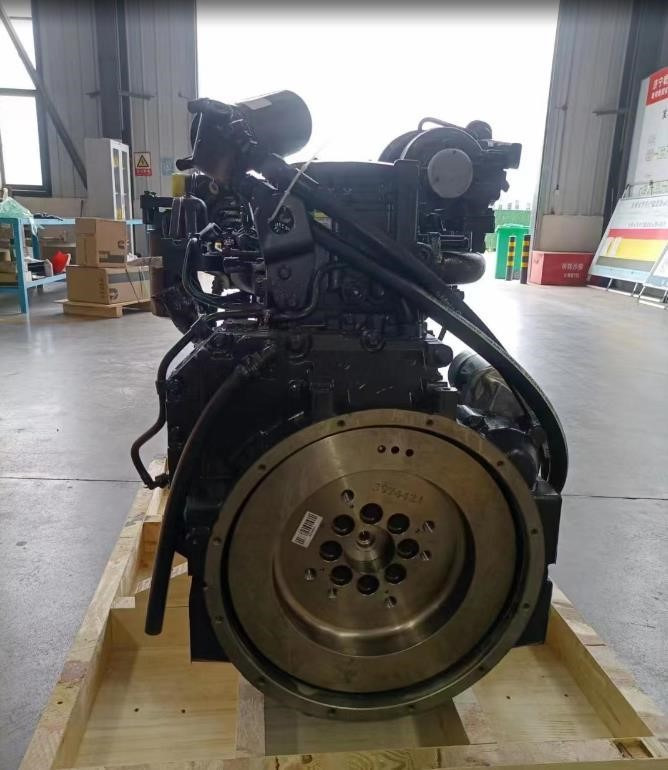 CUMMINS QSB6.7 - Motor para Excavadora: foto 2 CUMMINS QSB6.7 - Motor para Excavadora: foto 2