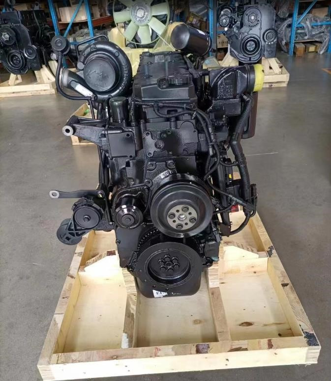 CUMMINS QSB6.7 - Motor para Excavadora: foto 2 CUMMINS QSB6.7 - Motor para Excavadora: foto 2