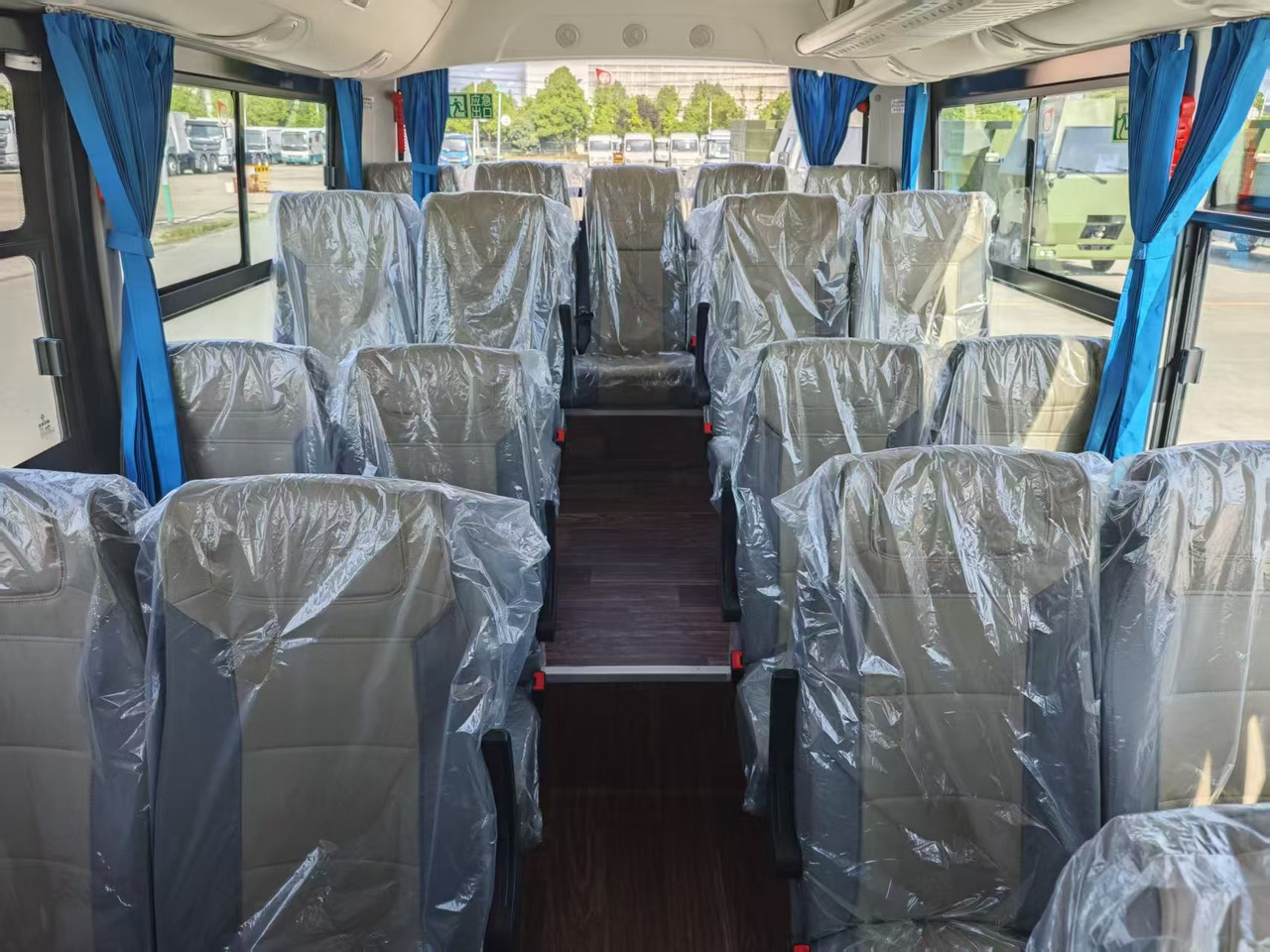 Leasing de DONGFENG CNG 30 seats DONGFENG CNG 30 seats: foto 8 Leasing de DONGFENG CNG 30 seats DONGFENG CNG 30 seats: foto 8