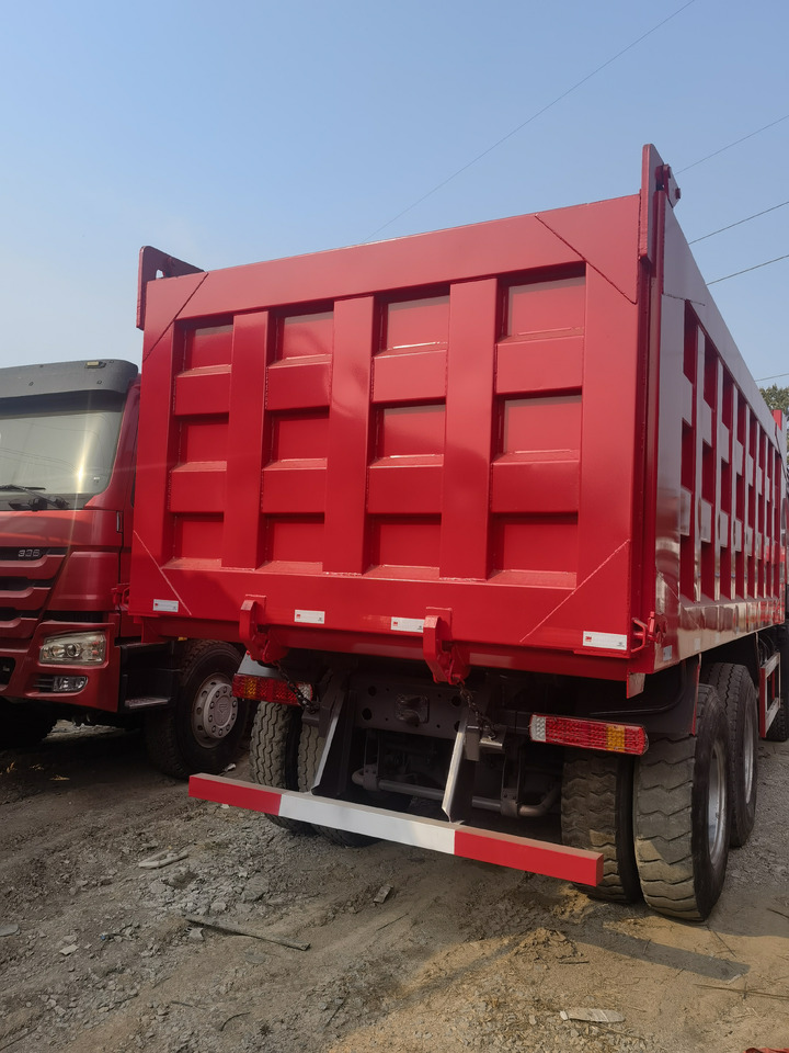 HOWO HOWO 6*4 371 dump truck - Camión volquete: foto 3 HOWO HOWO 6*4 371 dump truck - Camión volquete: foto 3