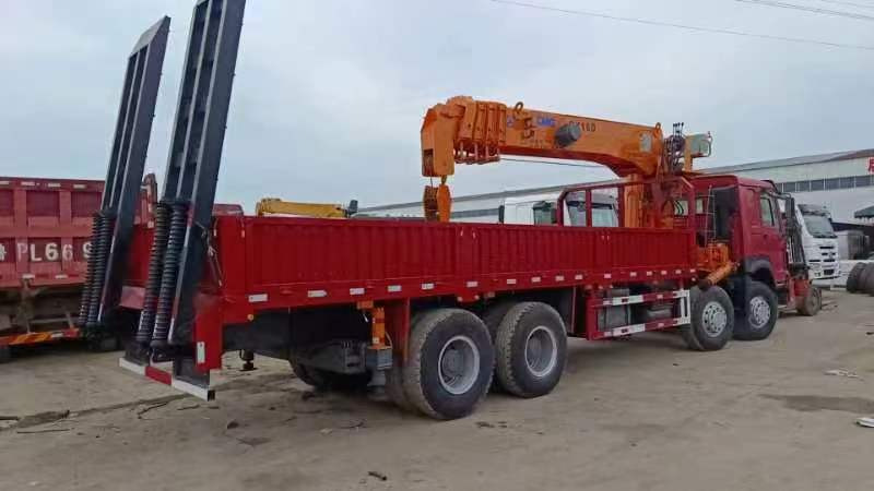 HOWO    XCMG HOWO 375 chassis  ,XCMG QY16D - Camión grúa: foto 3 HOWO    XCMG HOWO 375 chassis  ,XCMG QY16D - Camión grúa: foto 3