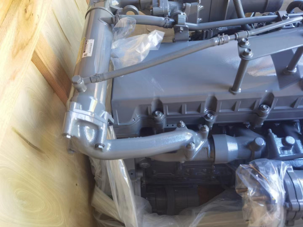 ISUZU 4HK1 - Motor para Excavadora: foto 1 ISUZU 4HK1 - Motor para Excavadora: foto 1