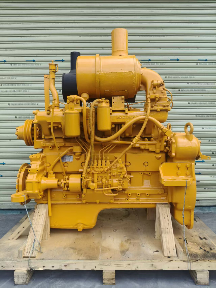 KOMATSU 6D125E-1 - Motor para Bulldozer: foto 1 KOMATSU 6D125E-1 - Motor para Bulldozer: foto 1