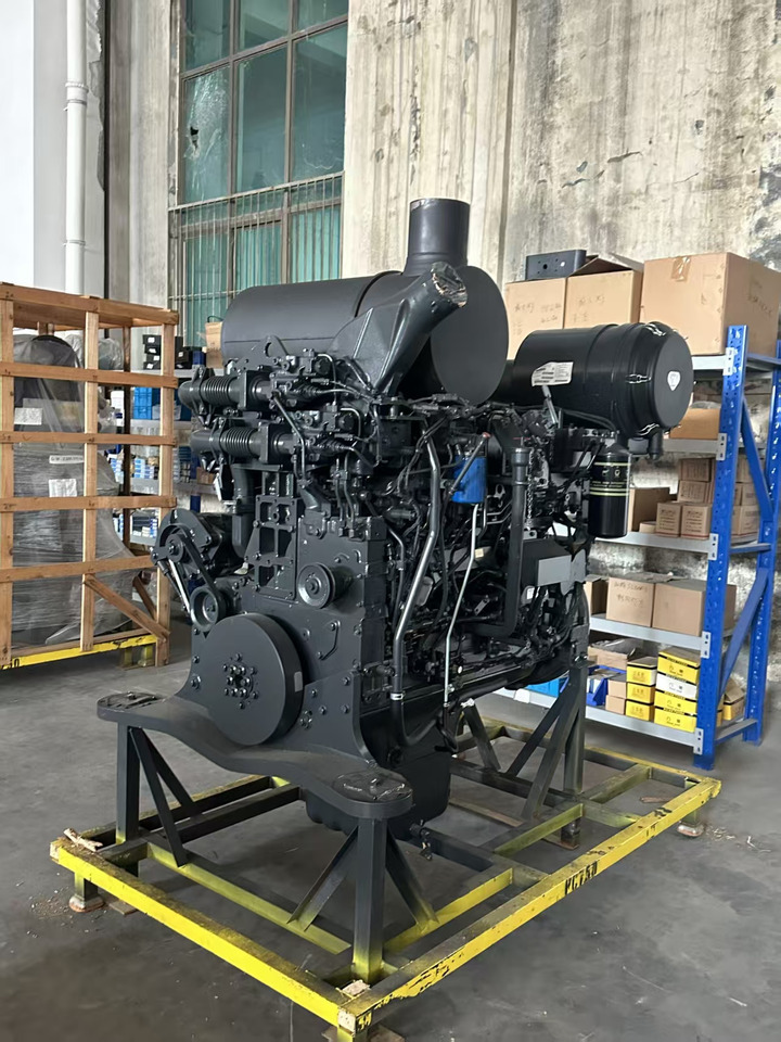 KOMATSU 6D140E-5 - Motor para Excavadora: foto 1 KOMATSU 6D140E-5 - Motor para Excavadora: foto 1