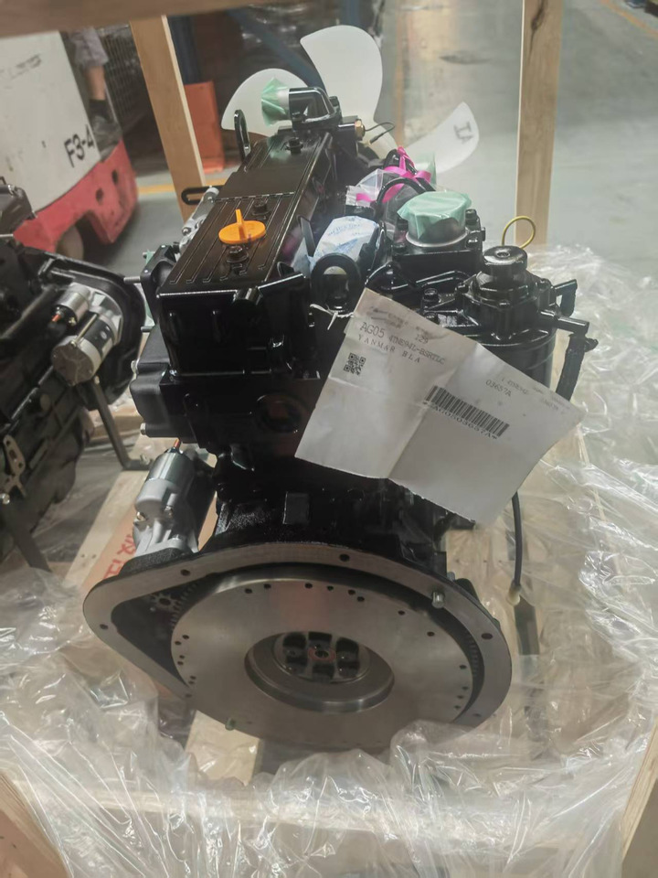 YANMAR 4TNE94 - Motor para Carretilla elevadora: foto 1 YANMAR 4TNE94 - Motor para Carretilla elevadora: foto 1