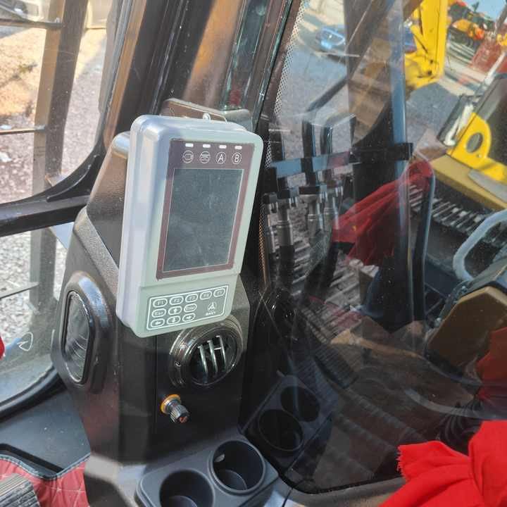 Excavadora de cadenas 90% New SANY 365H Used Excavator Mining Construction Excavators, Strong Power, Low Price, and Very Good Quality: foto 6 Excavadora de cadenas 90% New SANY 365H Used Excavator Mining Construction Excavators, Strong Power, Low Price, and Very Good Quality: foto 6