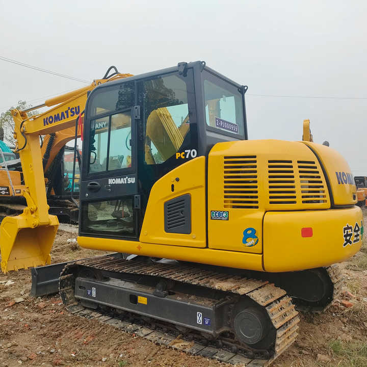 Cheap Used Komatsu PC70-8 Crawler Excavator with High Efficiency Used Heavy Machinery Komatsu PC70-8 Digger Cheap for Sale - Excavadora de cadenas: foto 2 Cheap Used Komatsu PC70-8 Crawler Excavator with High Efficiency Used Heavy Machinery Komatsu PC70-8 Digger Cheap for Sale - Excavadora de cadenas: foto 2