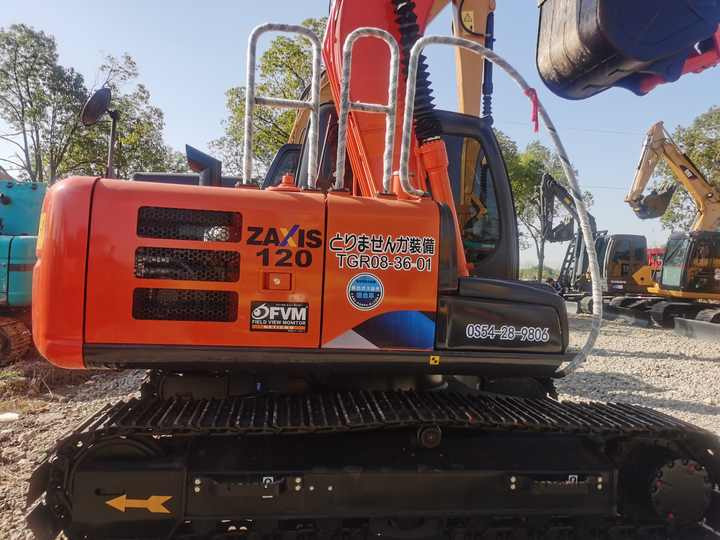 Japan Original Hitachi ZX120 Crawler Excavator Perfect for Various Projects Available Used Excavators for Sale - Excavadora de cadenas: foto 2 Japan Original Hitachi ZX120 Crawler Excavator Perfect for Various Projects Available Used Excavators for Sale - Excavadora de cadenas: foto 2