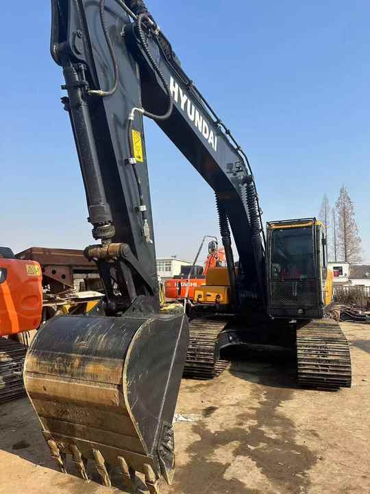 Korean Original HYUNDAI 210-9 Wheeled Excavator Low Price Sale High Quality Wheeled Excavator HUNDAI210W-9 - Excavadora de cadenas: foto 4 Korean Original HYUNDAI 210-9 Wheeled Excavator Low Price Sale High Quality Wheeled Excavator HUNDAI210W-9 - Excavadora de cadenas: foto 4