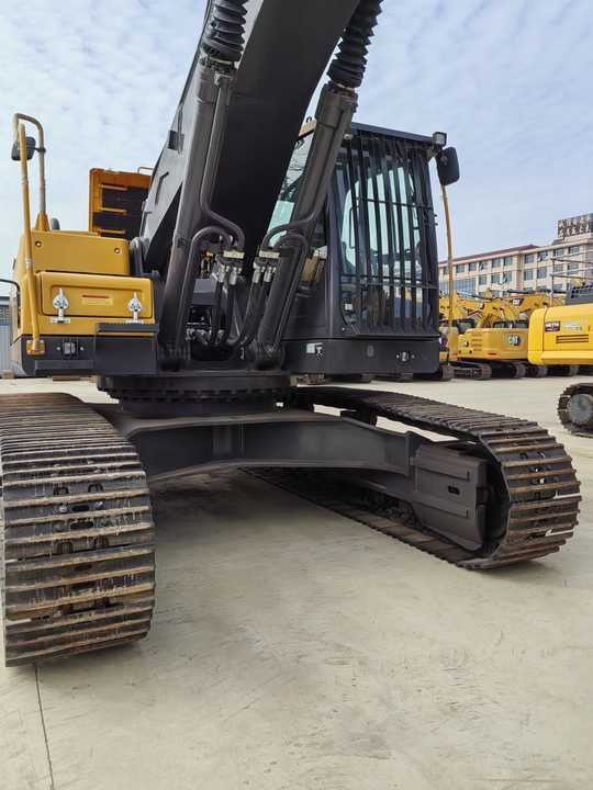 Large Excavator volvo Ec480 with Good Condition for Sale Used volvo Brand Ec210 240 290 380 480 Excavator for Sale - Excavadora: foto 4 Large Excavator volvo Ec480 with Good Condition for Sale Used volvo Brand Ec210 240 290 380 480 Excavator for Sale - Excavadora: foto 4