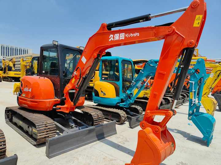 Perfect Condition Kubota U55-4 Japan Brand Mini Excavator with Pusher for Sale Kubota U25 35 55 5tons - Miniexcavadora: foto 4 Perfect Condition Kubota U55-4 Japan Brand Mini Excavator with Pusher for Sale Kubota U25 35 55 5tons - Miniexcavadora: foto 4