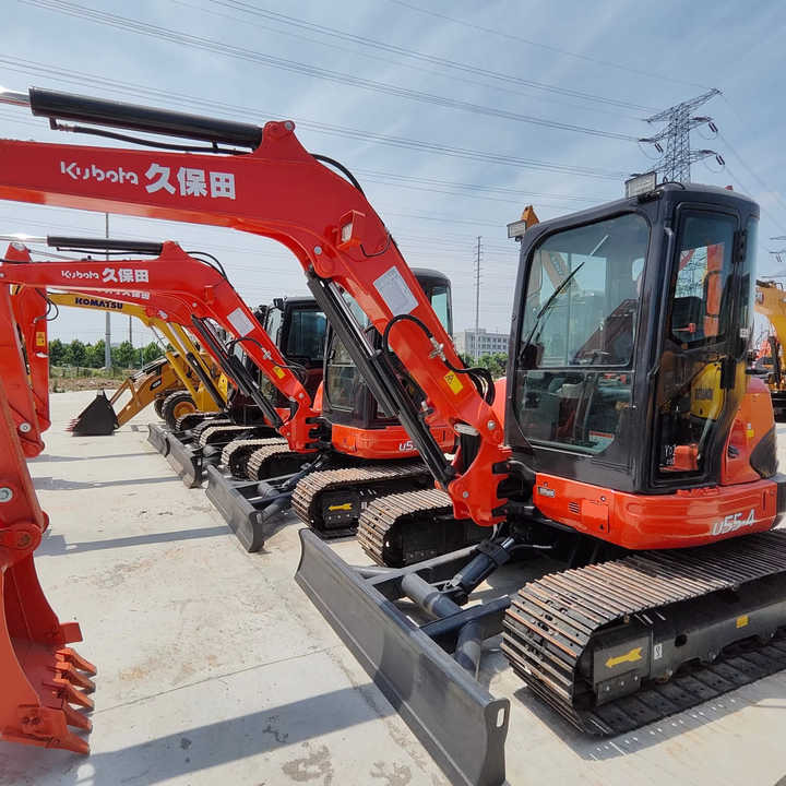 Perfect Condition Kubota U55-4 Japan Brand Mini Excavator with Pusher for Sale Kubota U25 35 55 5tons - Miniexcavadora: foto 1 Perfect Condition Kubota U55-4 Japan Brand Mini Excavator with Pusher for Sale Kubota U25 35 55 5tons - Miniexcavadora: foto 1