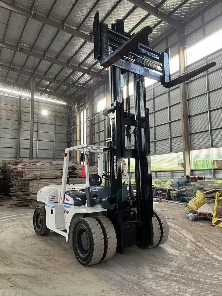 TCM Used Forklift TCM 100 - Carretilla elevadora: foto 3 TCM Used Forklift TCM 100 - Carretilla elevadora: foto 3