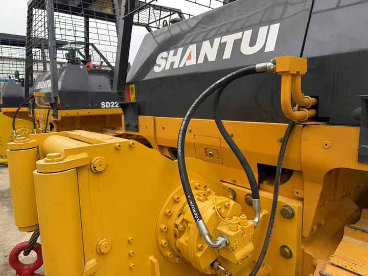 Used Shantui SD22 New Model Bulldozer Second Hand Machine Popular Brand Shantui Hydraulic Machinery - Bulldozer: foto 5 Used Shantui SD22 New Model Bulldozer Second Hand Machine Popular Brand Shantui Hydraulic Machinery - Bulldozer: foto 5