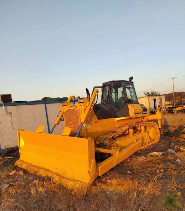 Used high quality bulldozer KOMATSU D85ESS - Bulldozer: foto 5 Used high quality bulldozer KOMATSU D85ESS - Bulldozer: foto 5