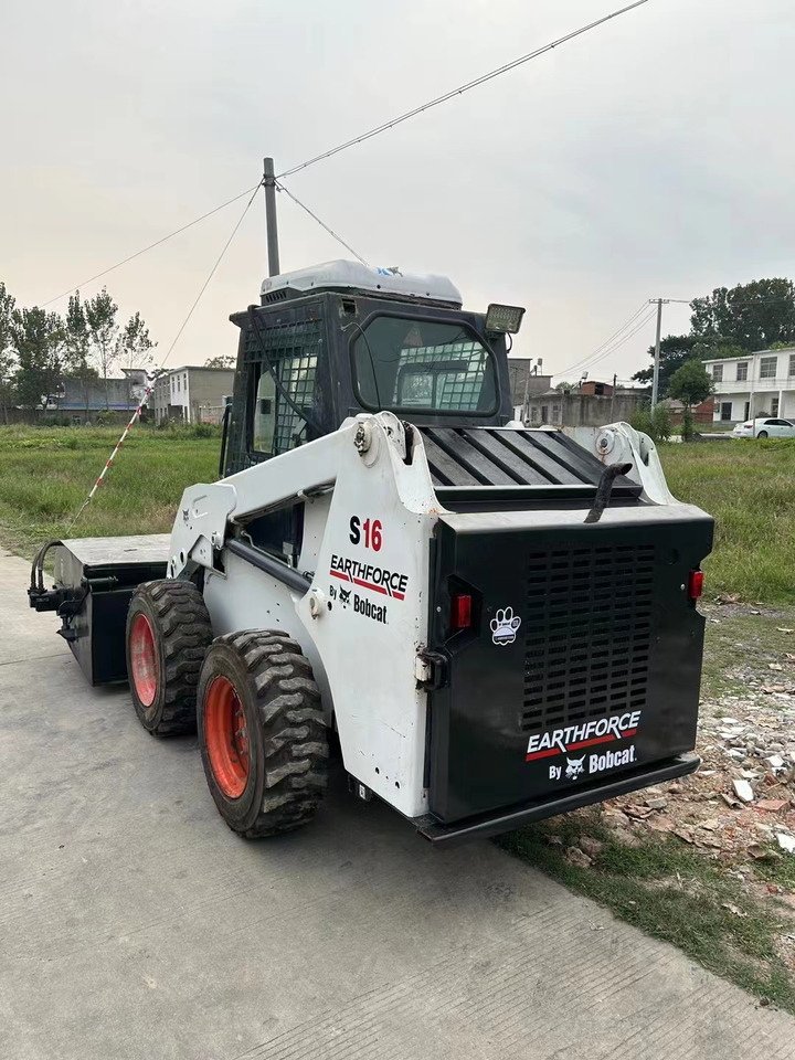 BOBCAT S16 - Minicargadora: foto 5 BOBCAT S16 - Minicargadora: foto 5