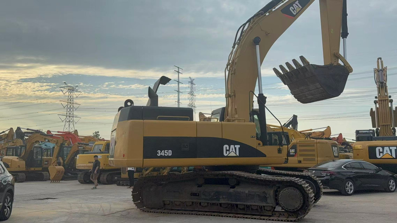 CATERPILLAR 345D - Excavadora de cadenas: foto 4 CATERPILLAR 345D - Excavadora de cadenas: foto 4
