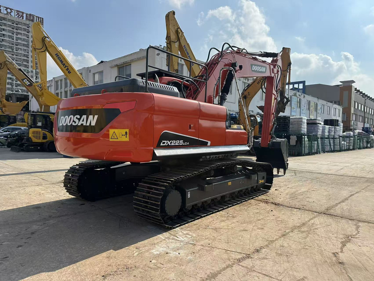 DOOSAN DX225LCA - Excavadora de cadenas: foto 3 DOOSAN DX225LCA - Excavadora de cadenas: foto 3