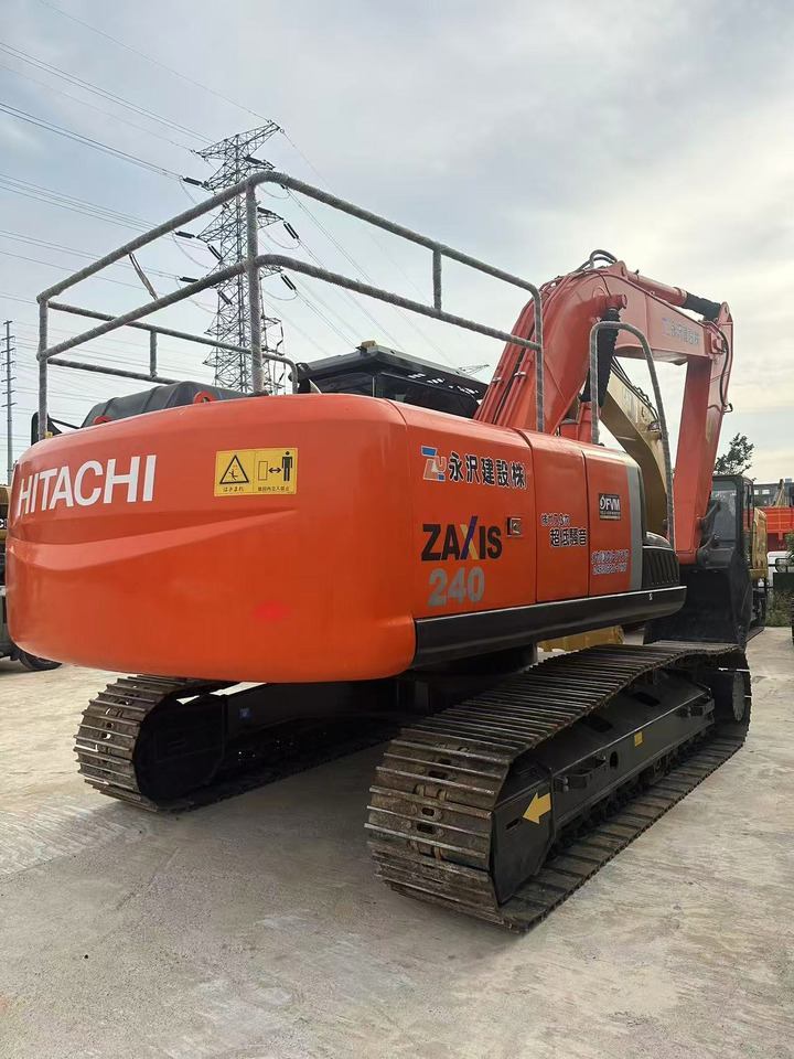 HITACHI ZX240-3G - Excavadora de cadenas: foto 4 HITACHI ZX240-3G - Excavadora de cadenas: foto 4