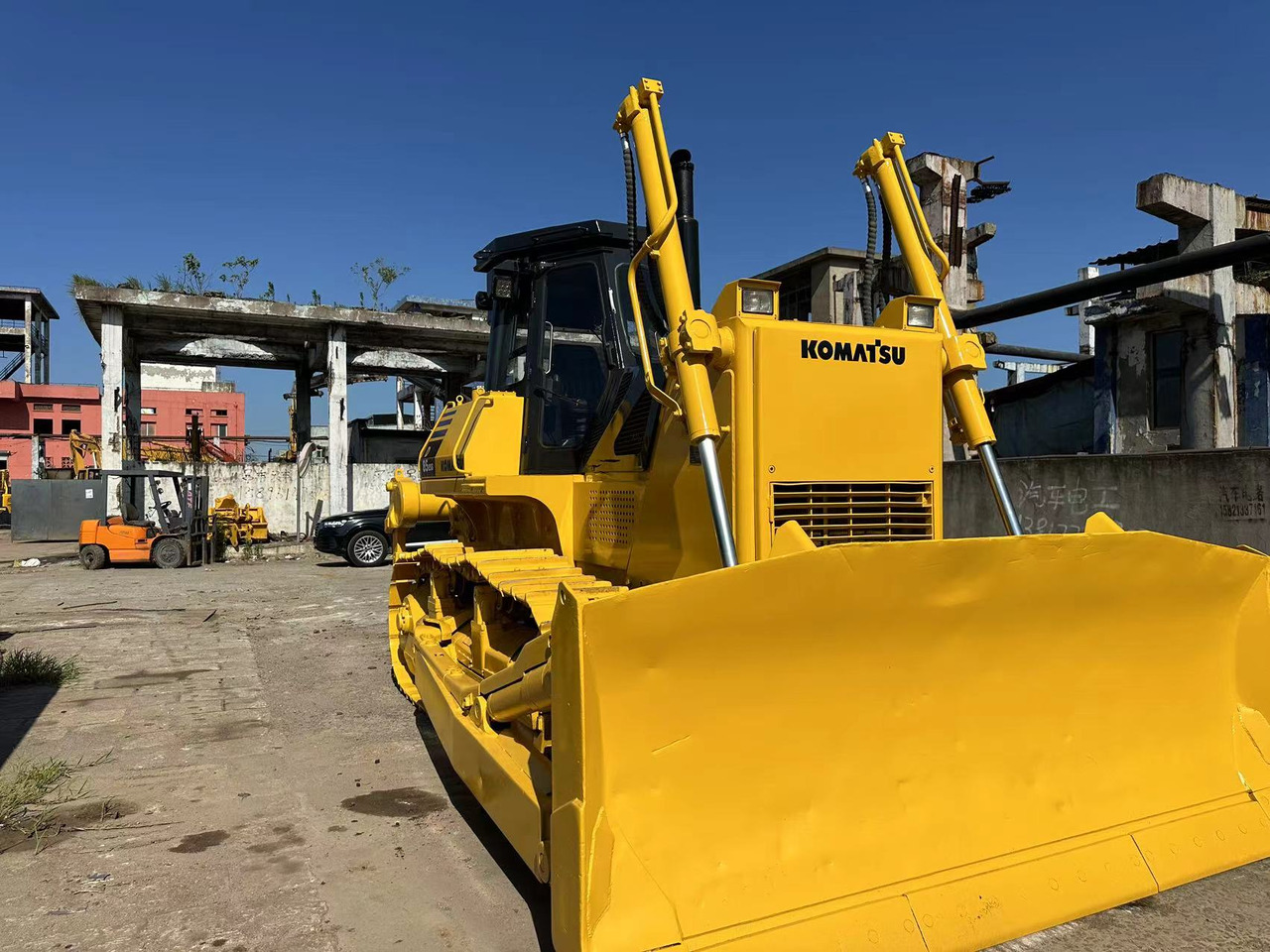 KOMATSU D85ESS - Bulldozer: foto 3 KOMATSU D85ESS - Bulldozer: foto 3