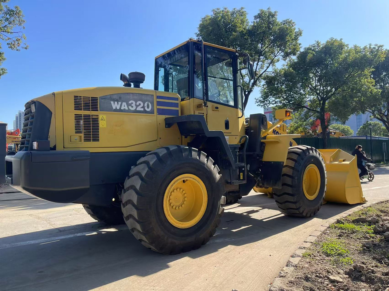 KOMATSU WA320-5 - Cargadora de ruedas: foto 4 KOMATSU WA320-5 - Cargadora de ruedas: foto 4