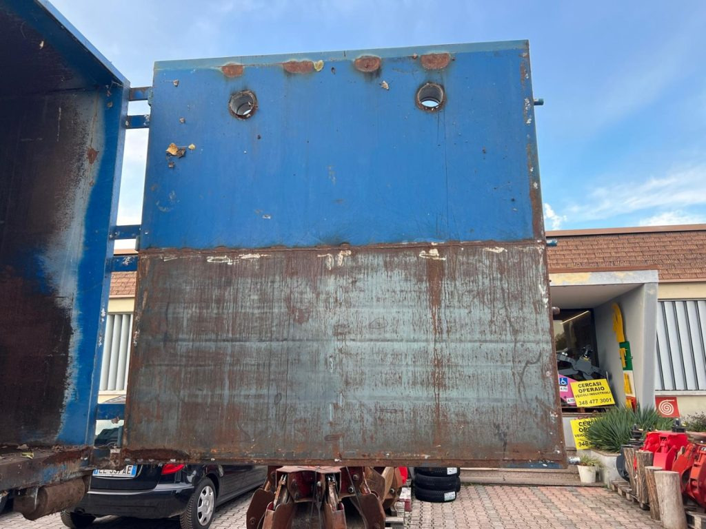 Contenedor de gancho CONTAINER SCARRABILE USATO PER SEGATURA: foto 9 Contenedor de gancho CONTAINER SCARRABILE USATO PER SEGATURA: foto 9