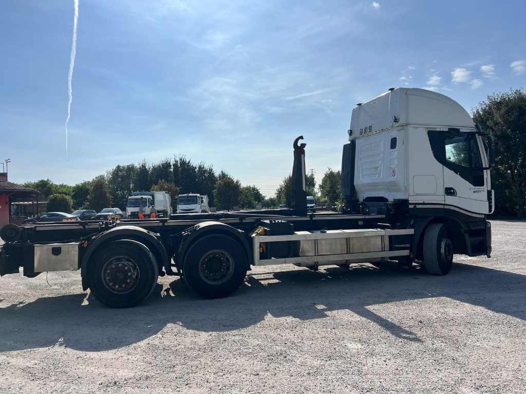 Camión multibasculante IVECO STRALIS 460 USATO SCARRABILE: foto 8