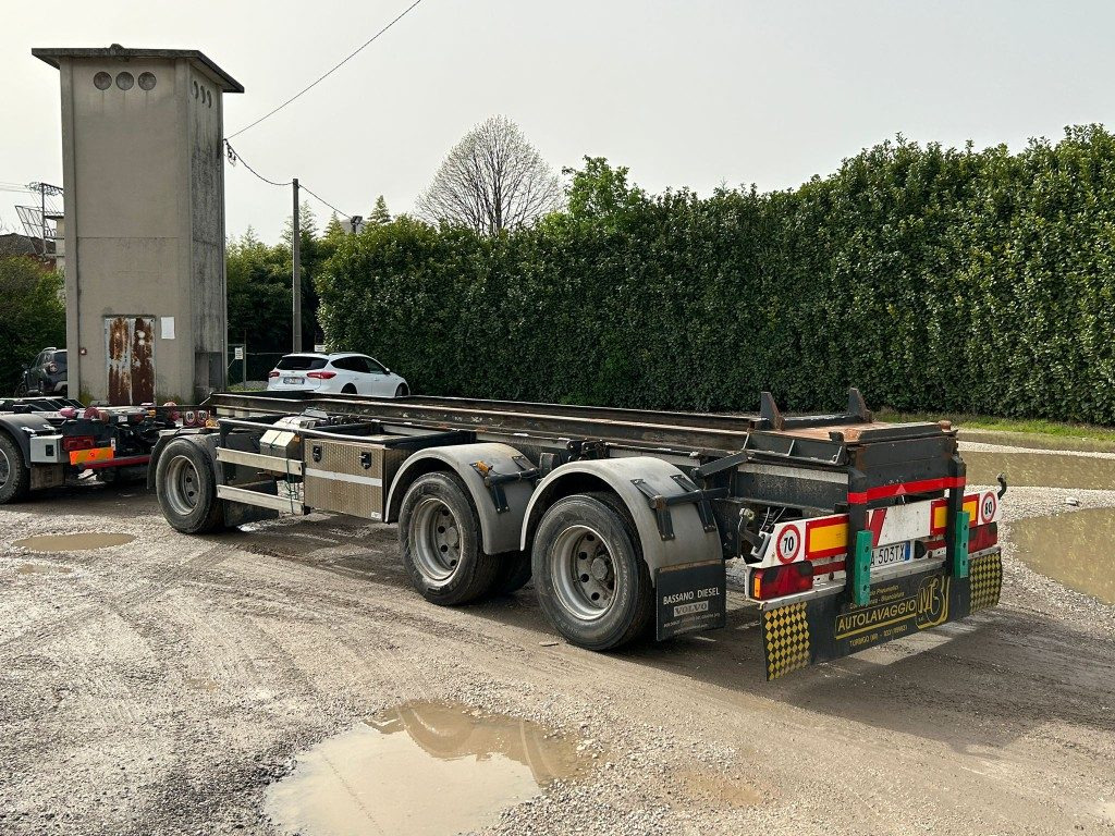 ZORZI RIMORCHIO ZORZI 26R070 SCARRABILE BALESTRATO - Remolque multilift/ Portacontenedores de cadenas: foto 5 ZORZI RIMORCHIO ZORZI 26R070 SCARRABILE BALESTRATO - Remolque multilift/ Portacontenedores de cadenas: foto 5